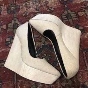 Theysken’s THEORY Gaga Platform Wedges 40 US 9.5